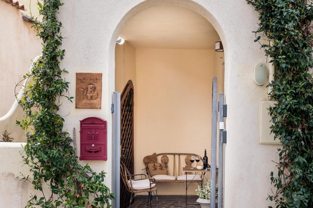 Domo Mea Terra E Domo Mea Chelu - Comfort Nel Centro Storico Di Orosei Extérieur photo